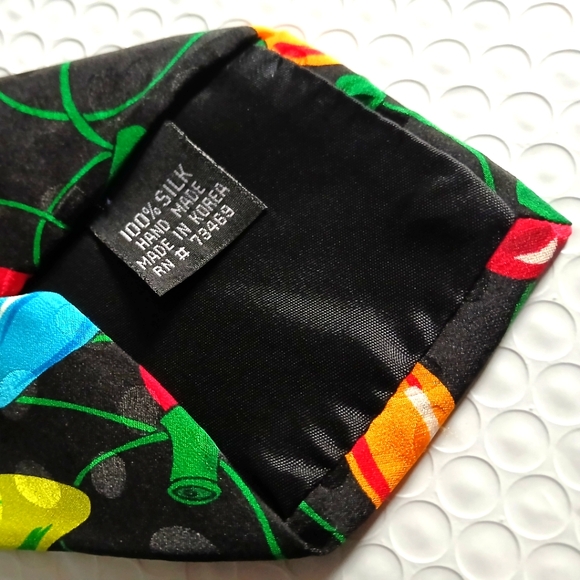 Looney Tunes Mania - Christmas Holiday 1993 Hand Made Vintage 100% Silk Necktie - Picture 5 of 6